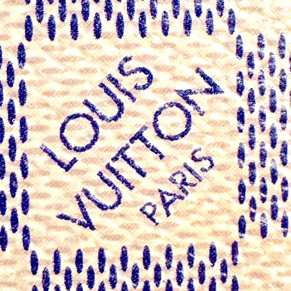 WOW POSHMARK - Authentic Louis Vuitton Damier Azur Wallet - Picture 3 of 16